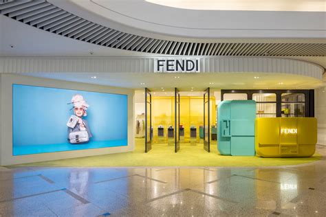 fendi target market.